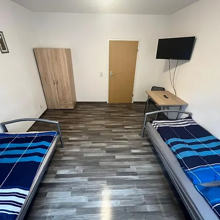 Lägenhet 4-5 Personen Monteurswohnung
